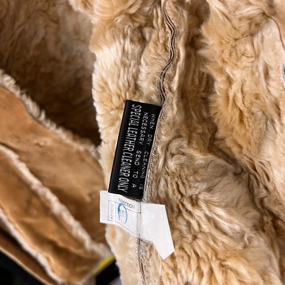 Beautiful Wilson LEATHER Suede Jacket with Fur details! Real Leather - Picture 6 of 8